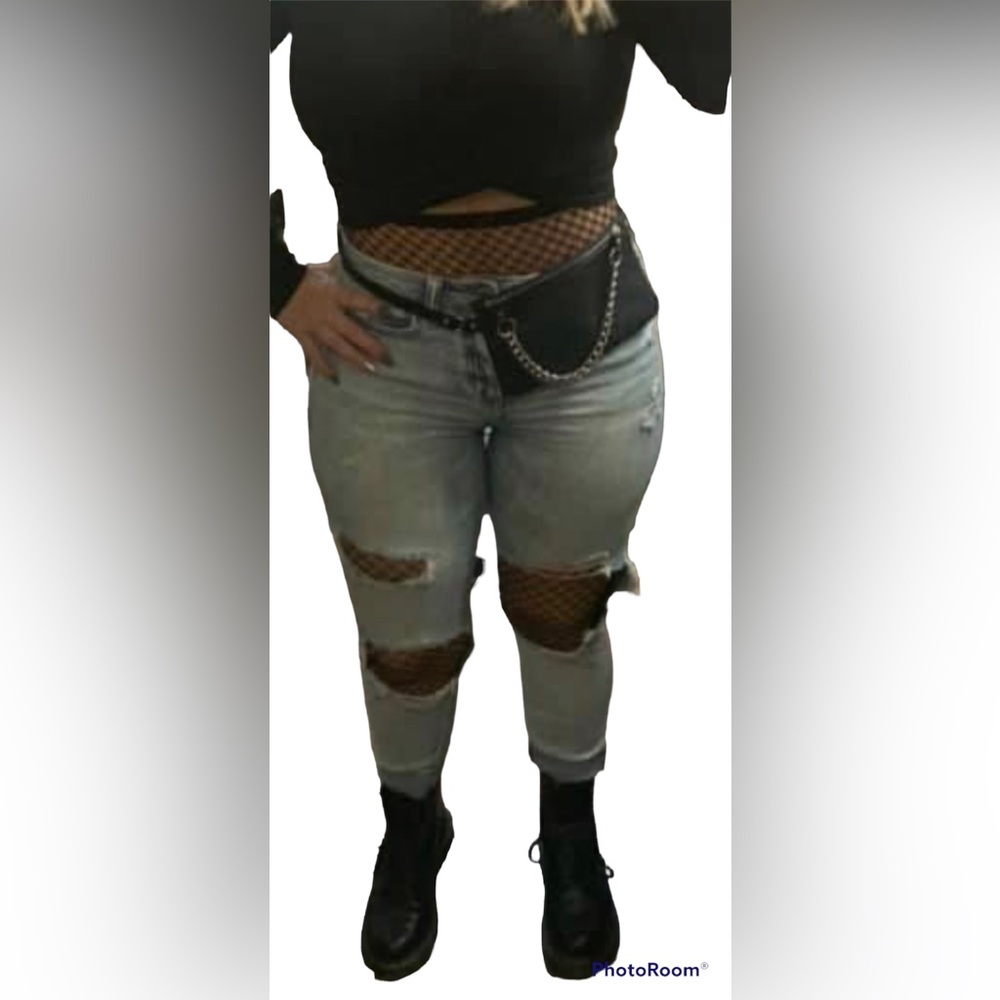 American eagle distressed jeans